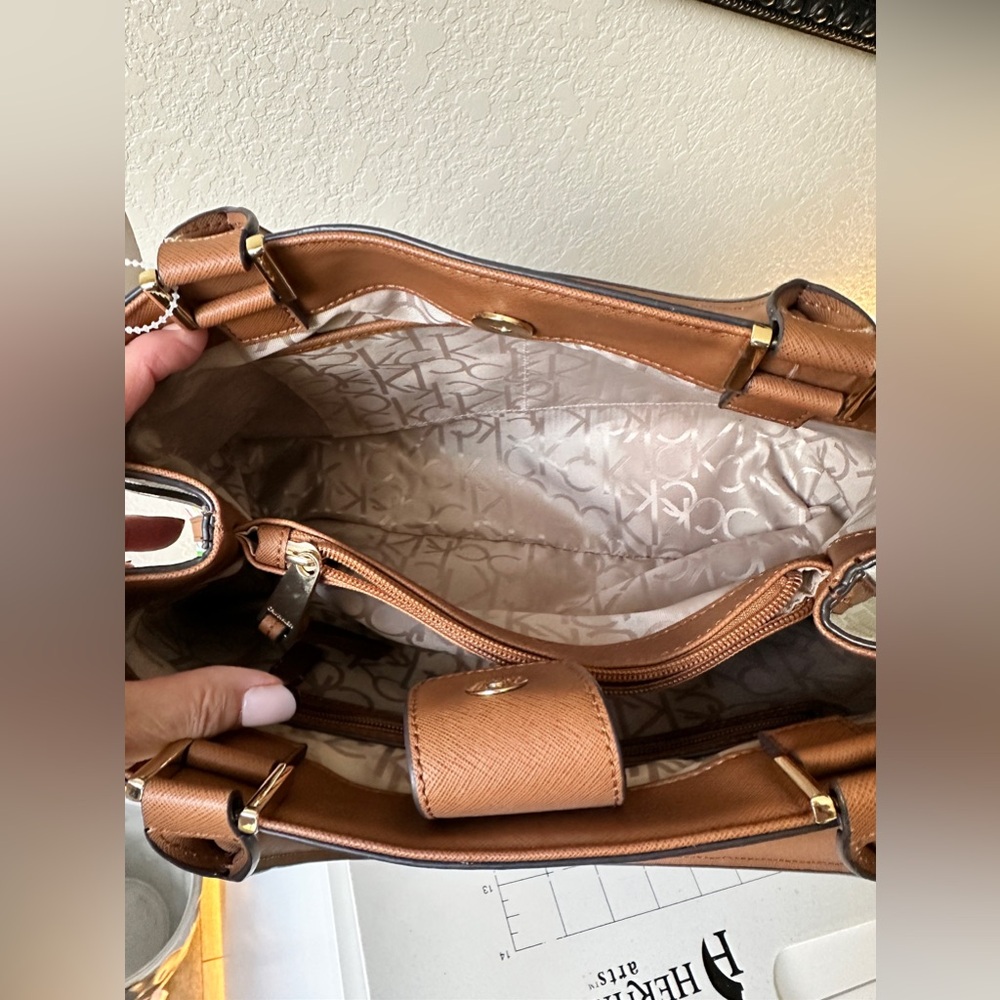NWT Calvin Klein Daffodil Purse - Picture 7 of 16